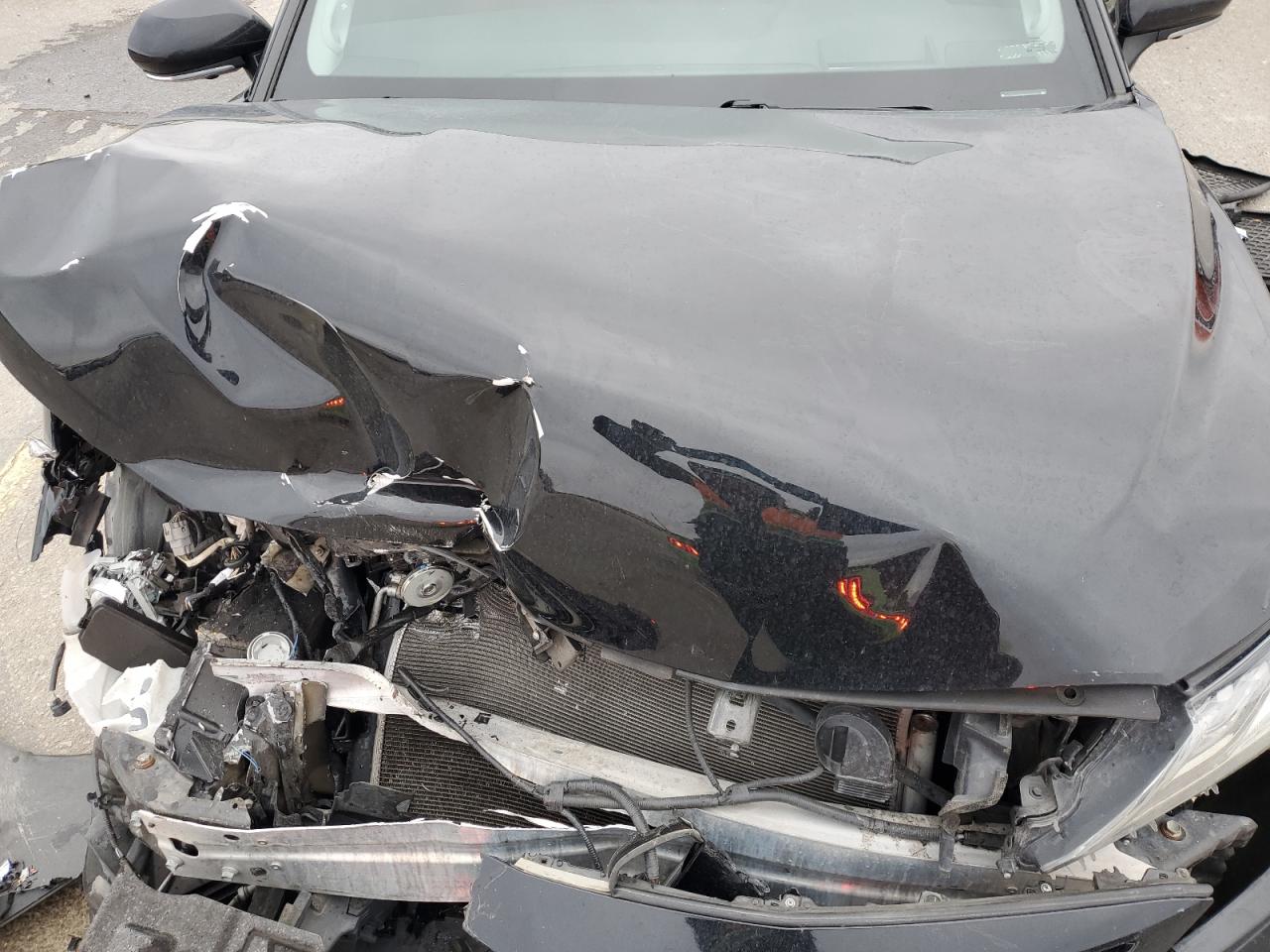 2018 Toyota Camry - Image 13