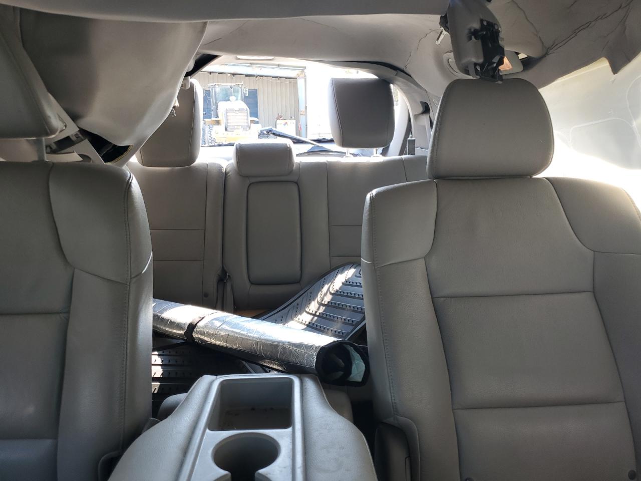 2015 Honda Odyssey - Image 10