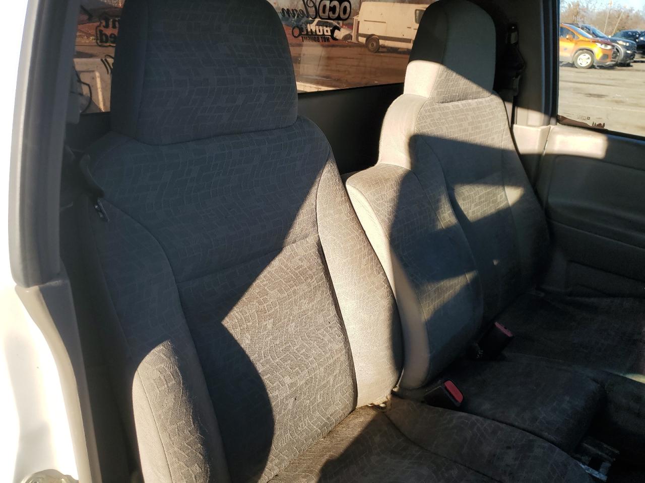 2008 GMC Canyon - Image 10