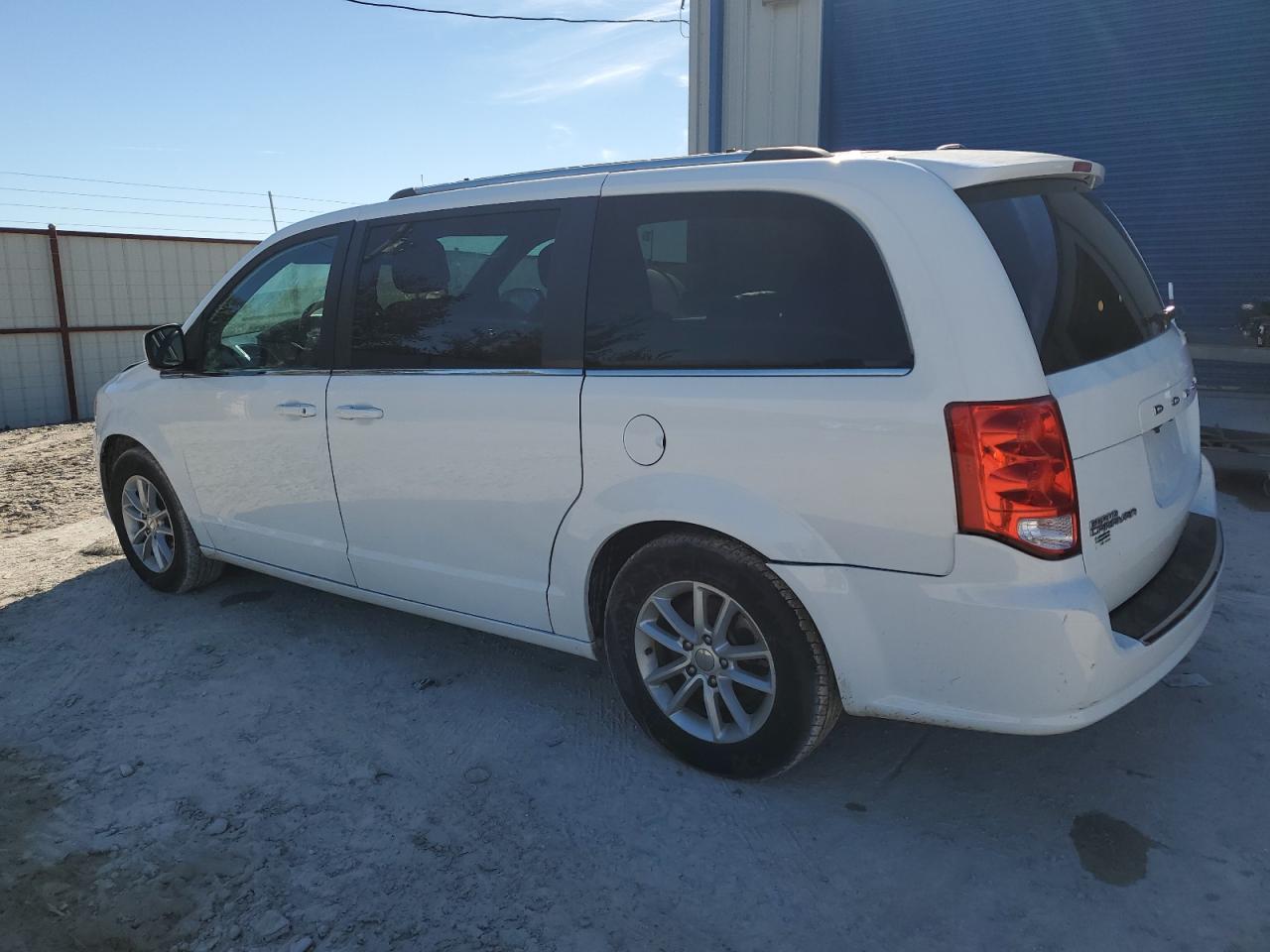 VIN 2C4RDGCG3LR201561 2020 DODGE CARAVAN no.2