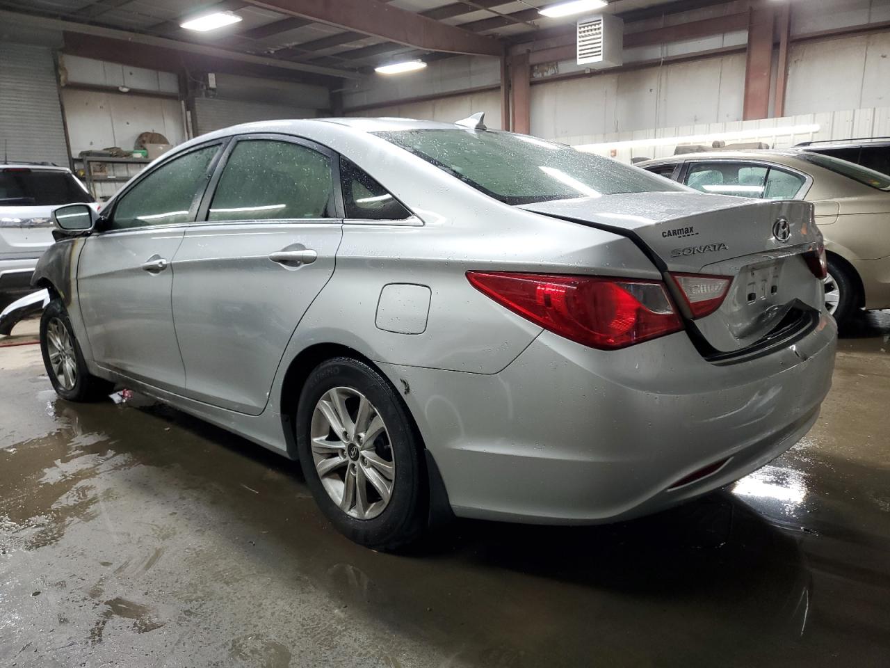 2013 Hyundai Sonata - Image 2