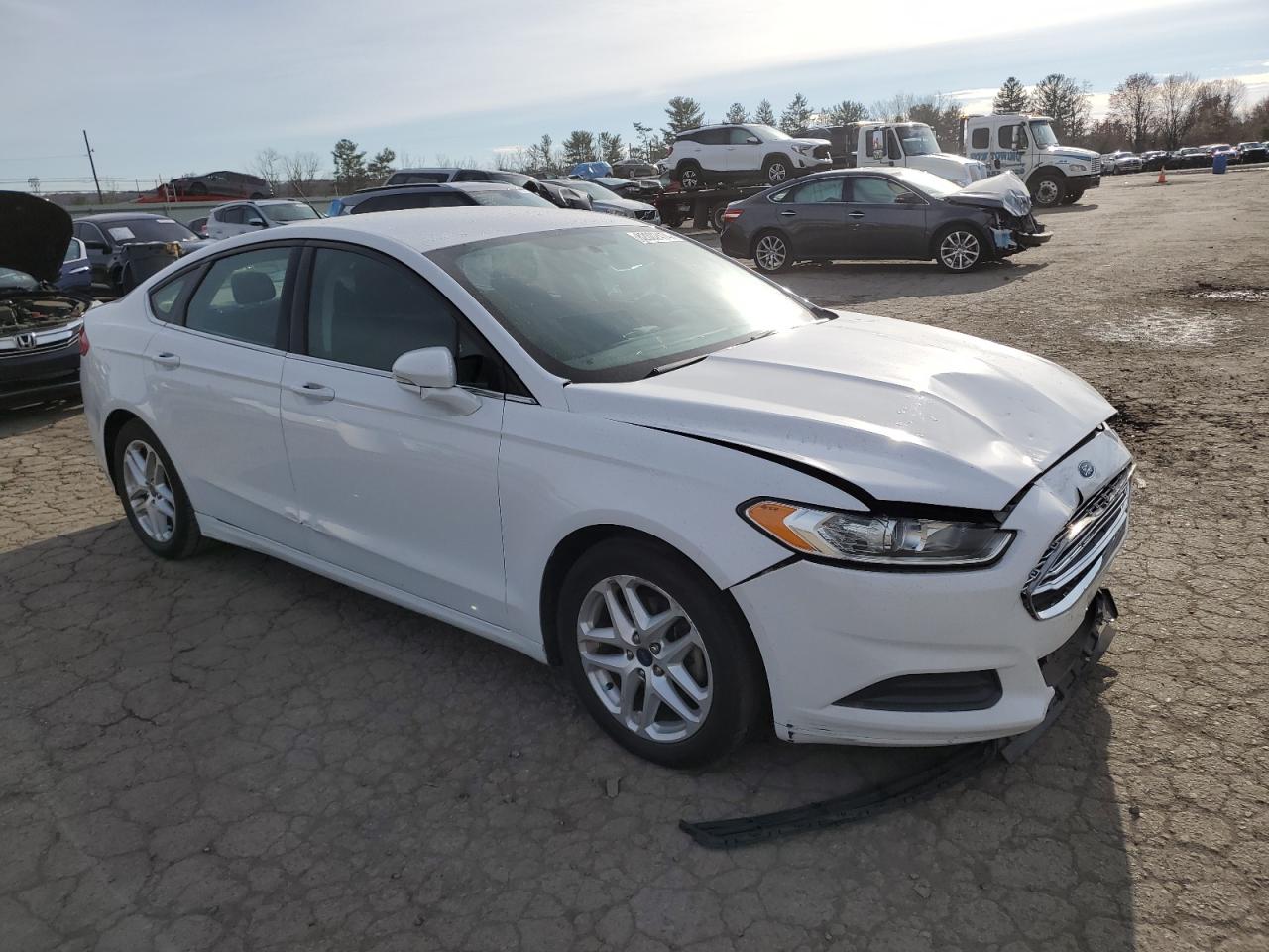 VIN 3FA6P0H76GR344083 2016 FORD FUSION no.4