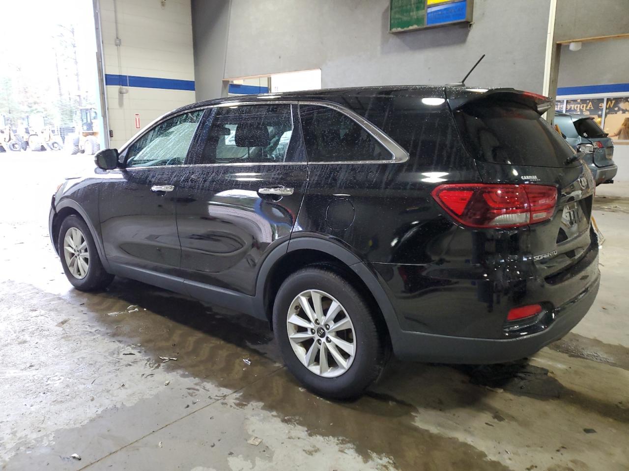 VIN 5XYPG4A30KG511652 2019 KIA SORENTO no.2