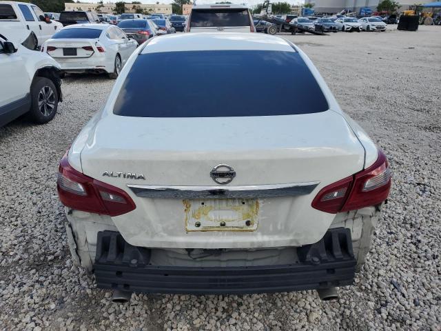  NISSAN ALTIMA 2018 White