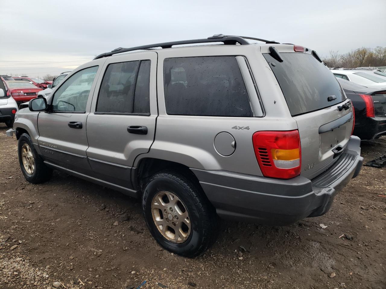 2001 Jeep Grand Cherokee - Image 2