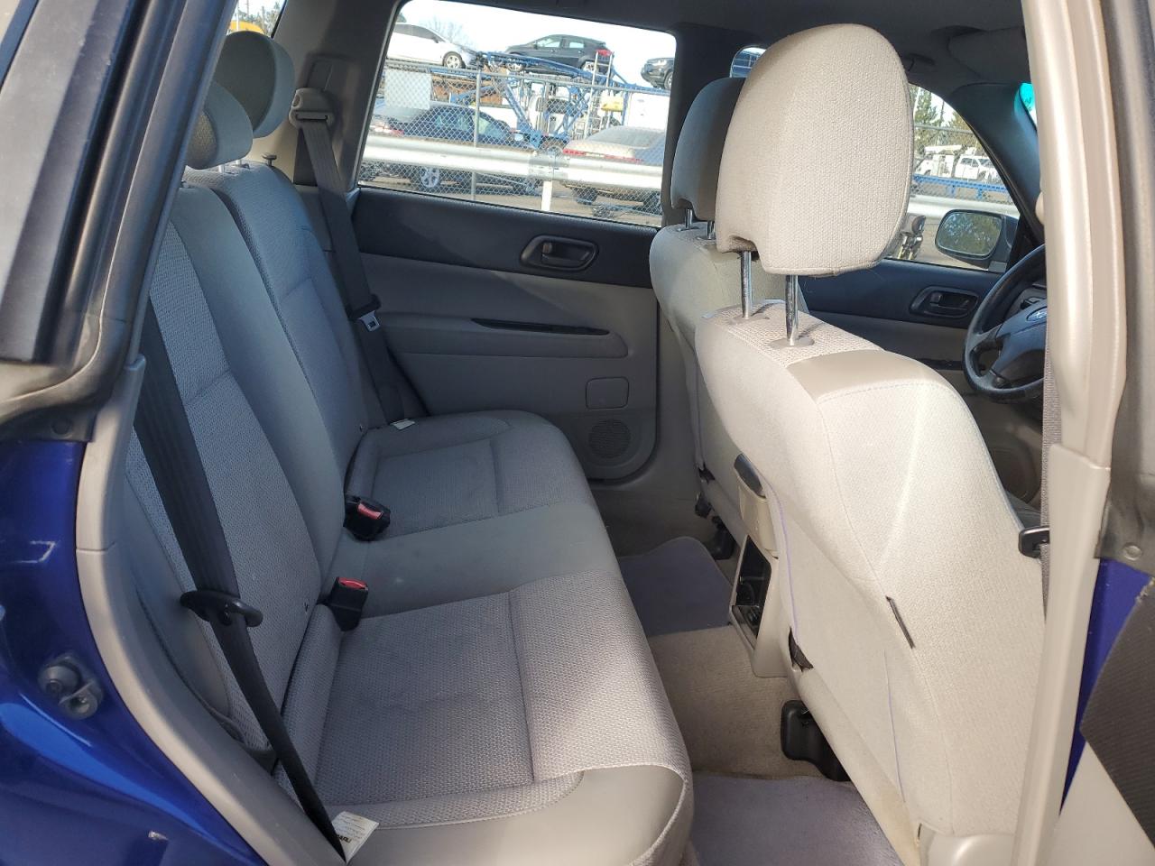 2004 Subaru Forester - Image 10