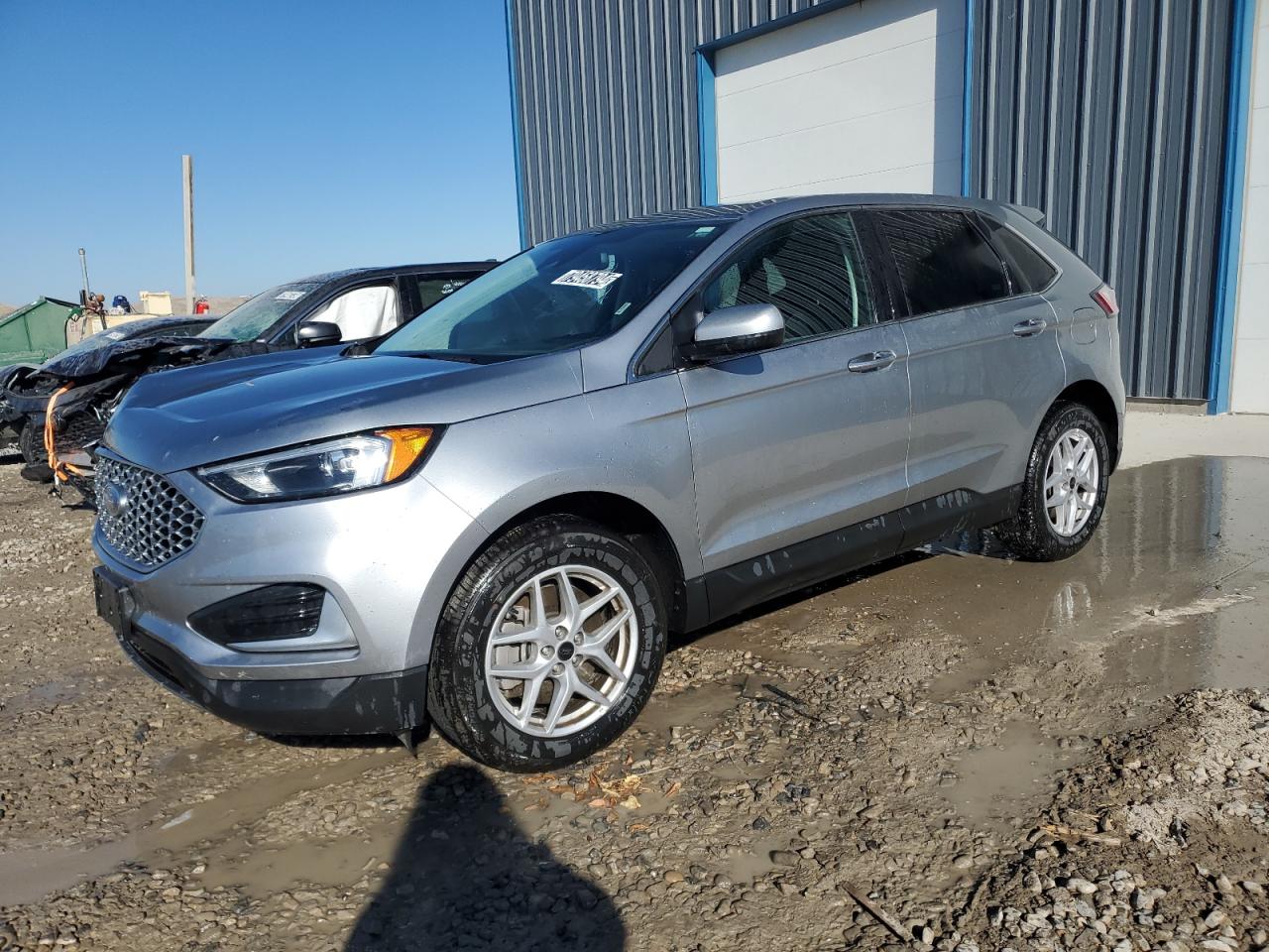 2023 Ford Edge - Image 1