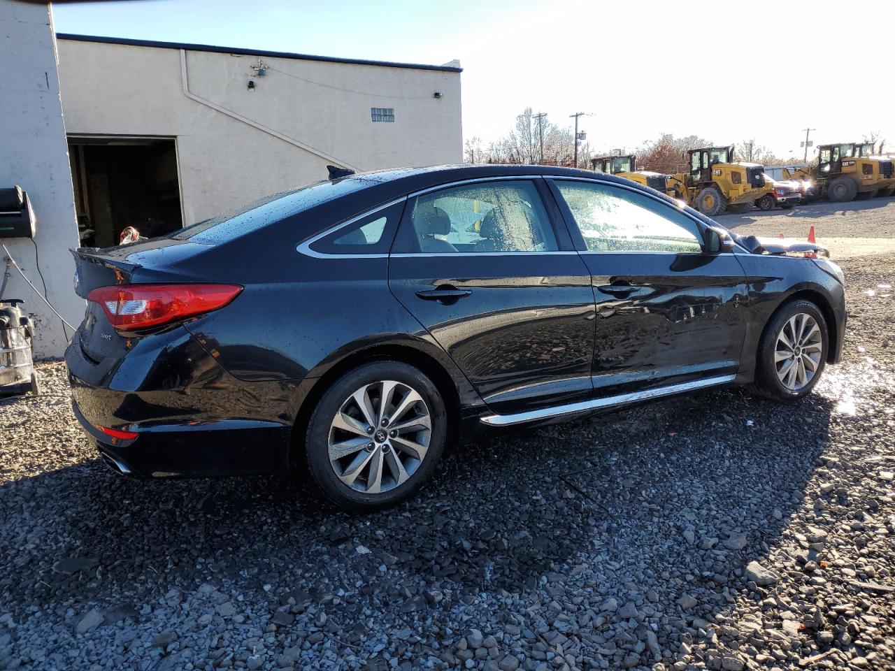 2016 Hyundai Sonata - Image 3