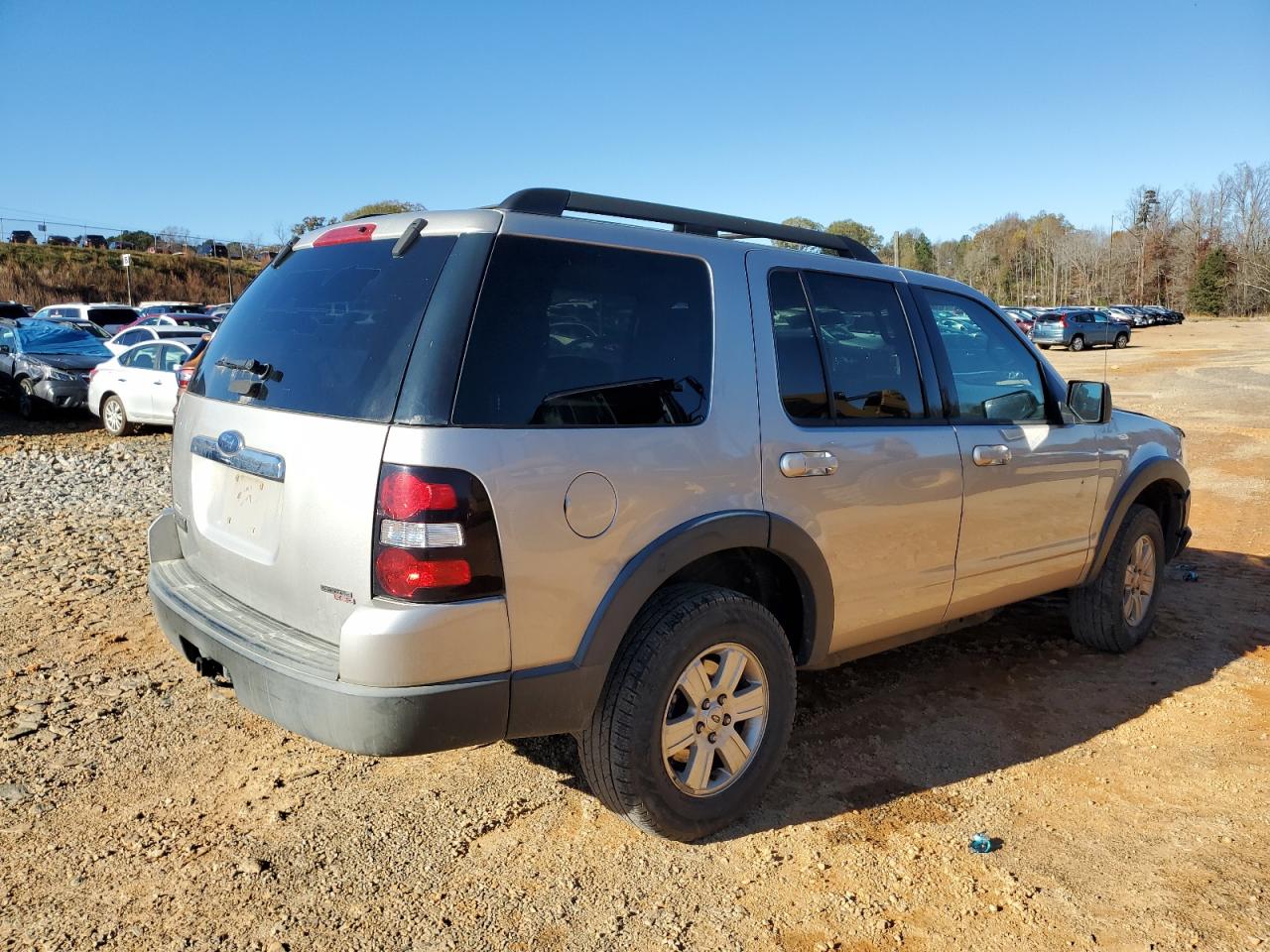 2007 Ford Explorer - Image 3