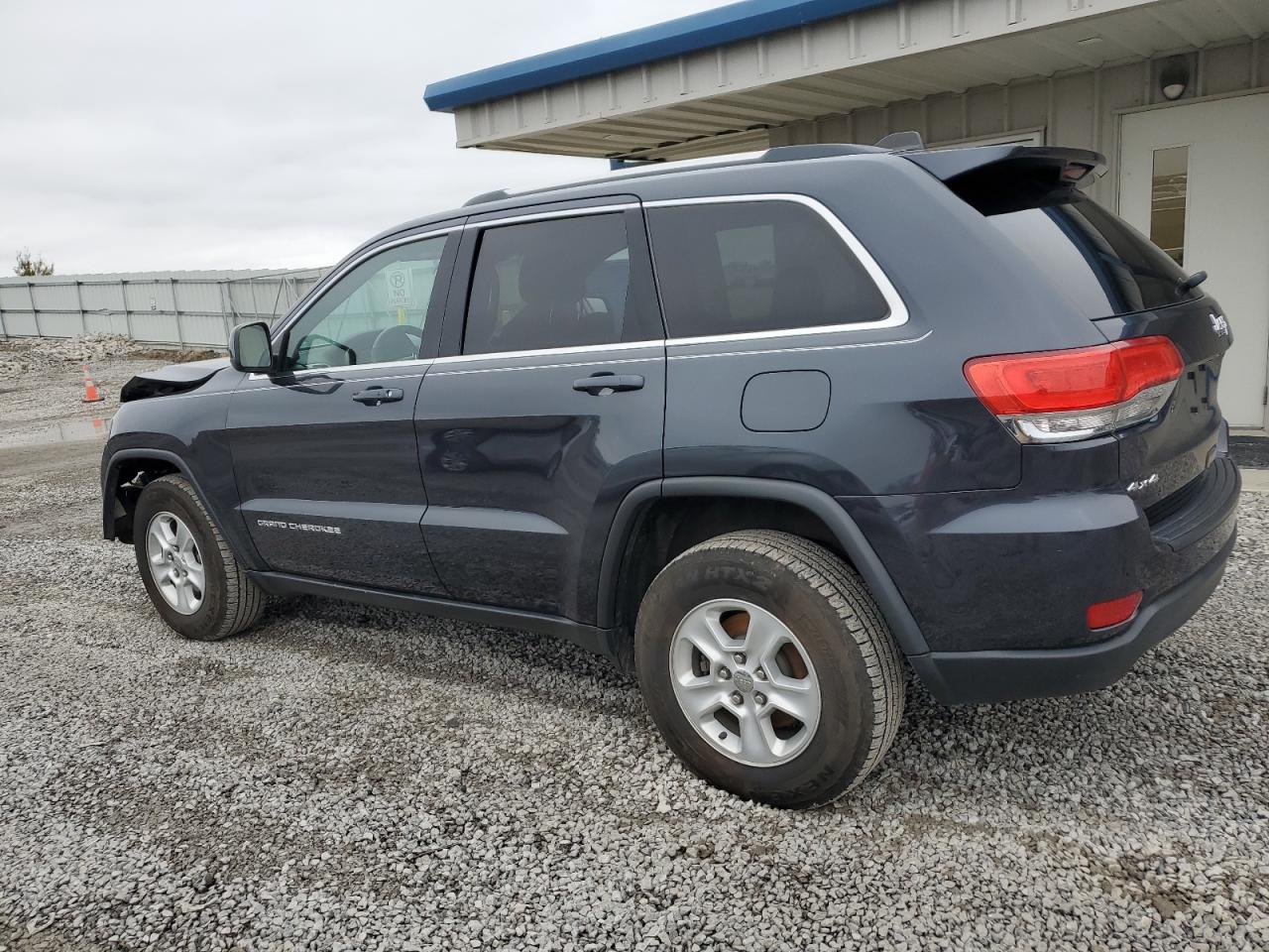 2016 Jeep Grand Cherokee - Image 2