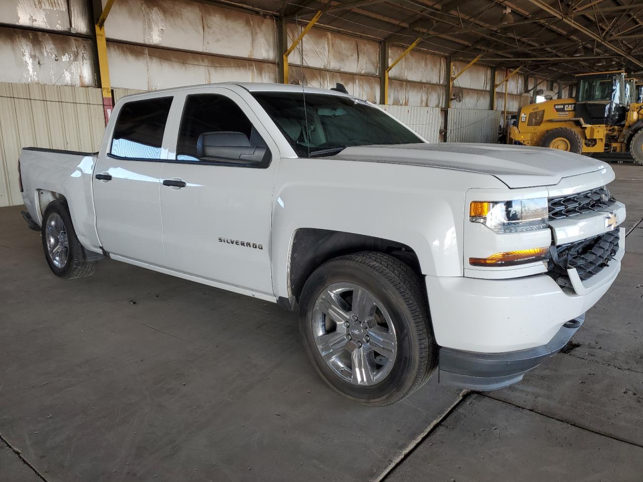 2018 Chevrolet Silverado - Image 4