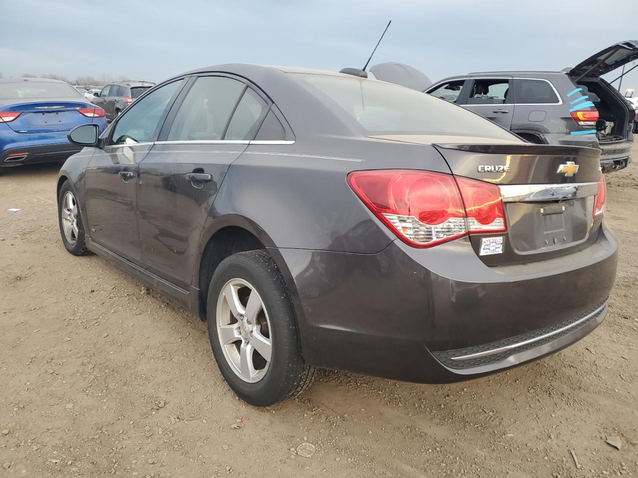 2015 Chevrolet Cruze - Image 2