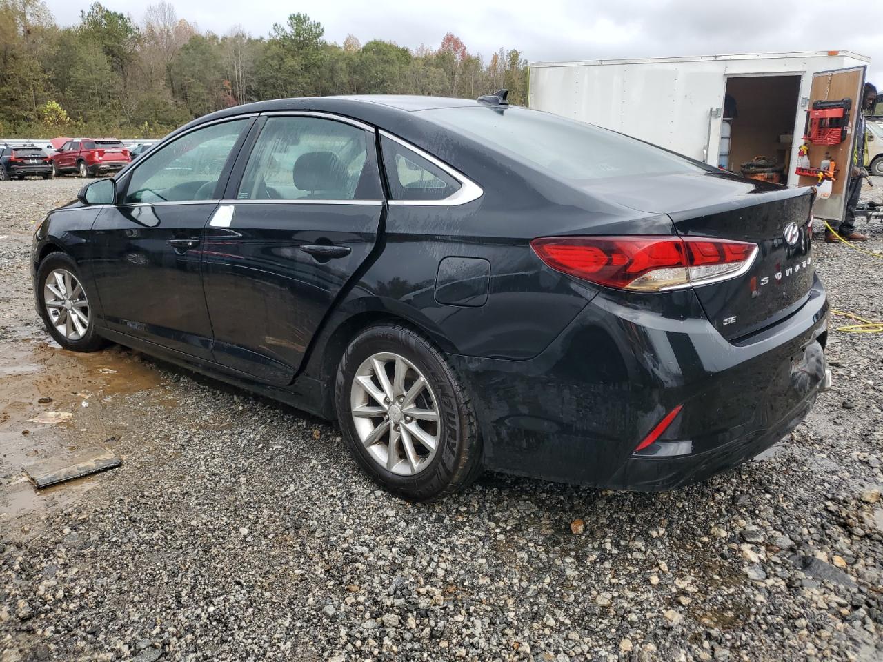2018 Hyundai Sonata - Image 2