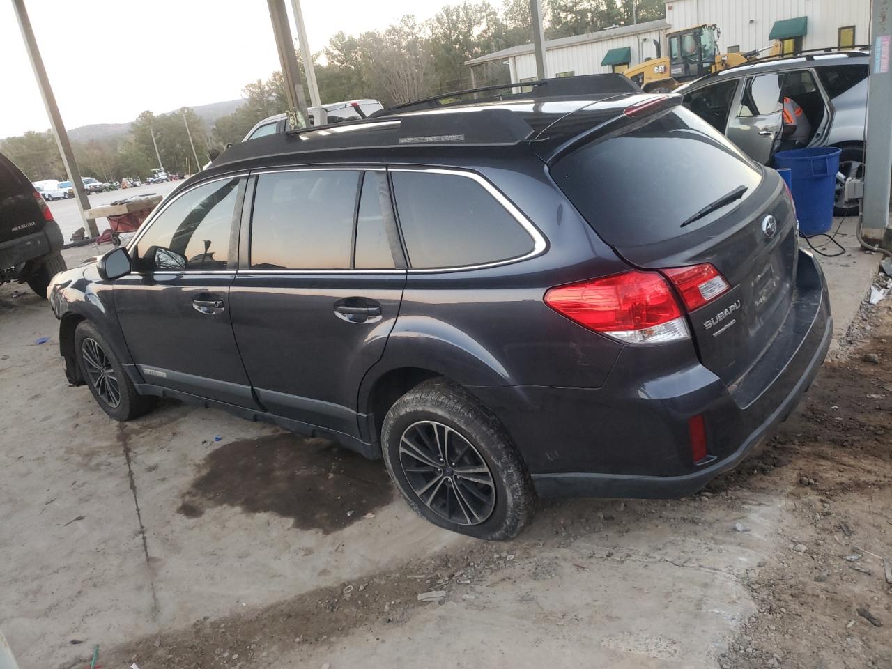 2012 Subaru Outback - Image 2