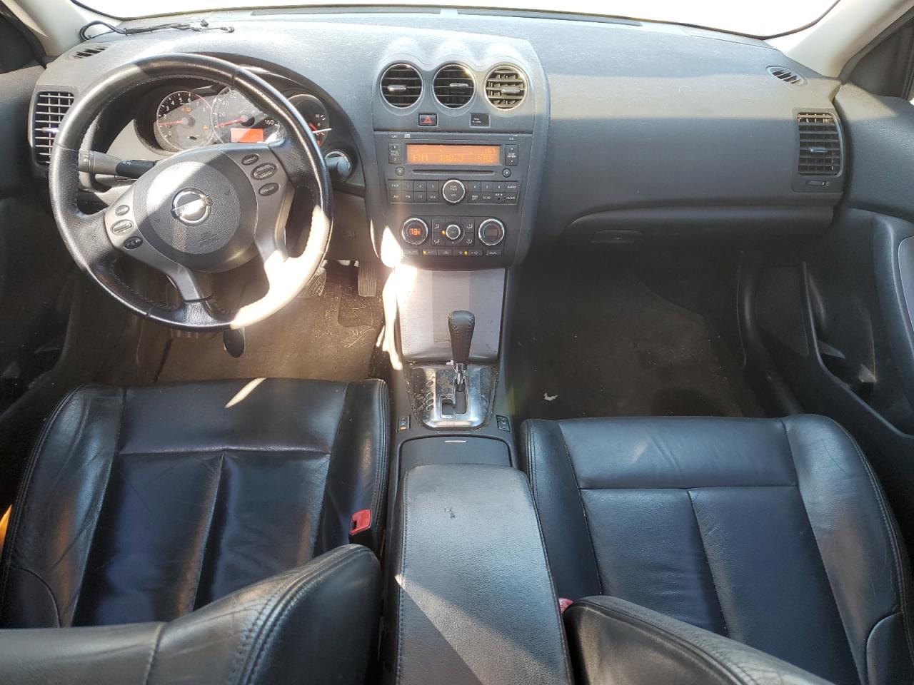 2010 Nissan Altima - Image 8