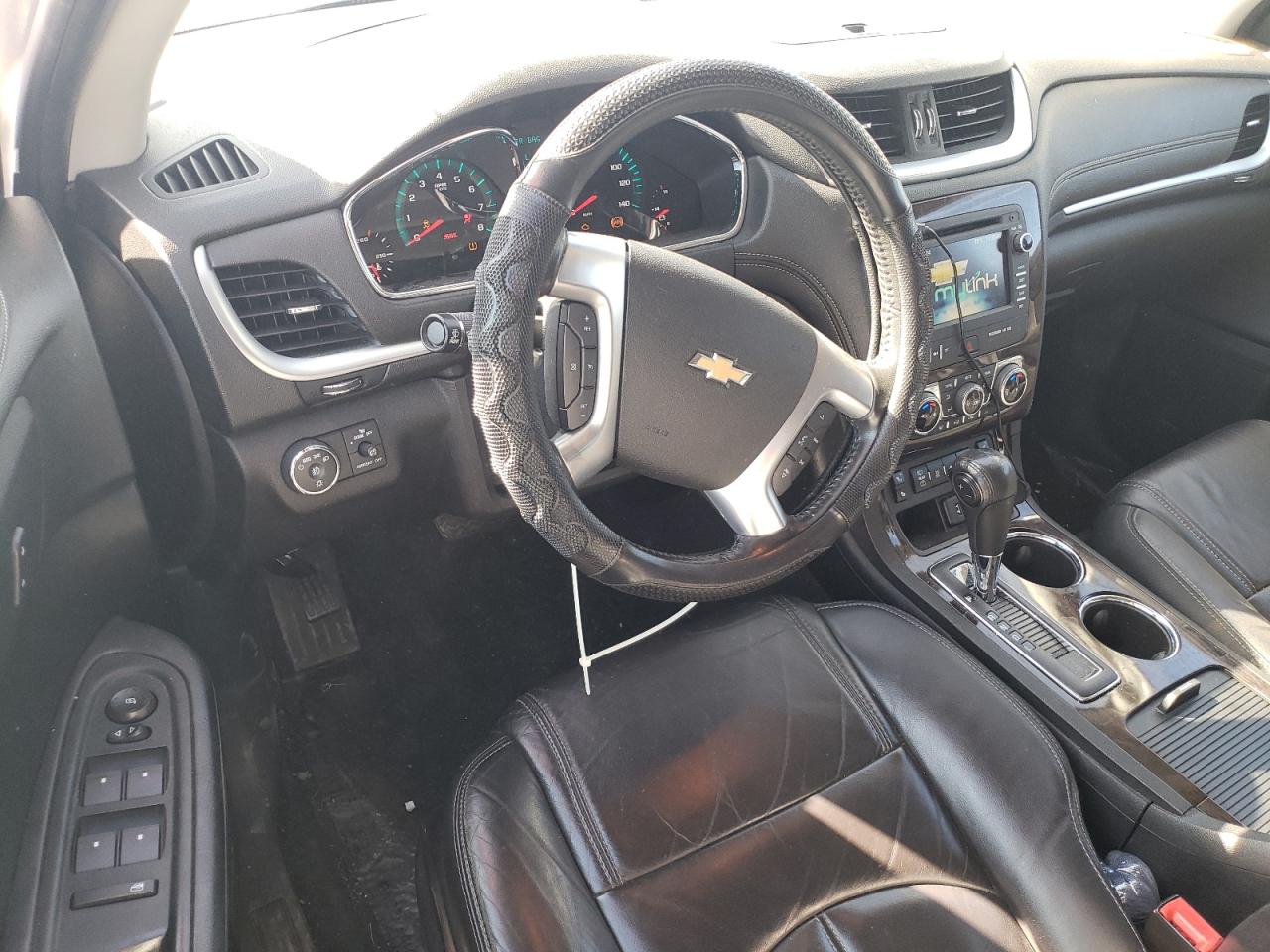 2015 Chevrolet Traverse - Image 8