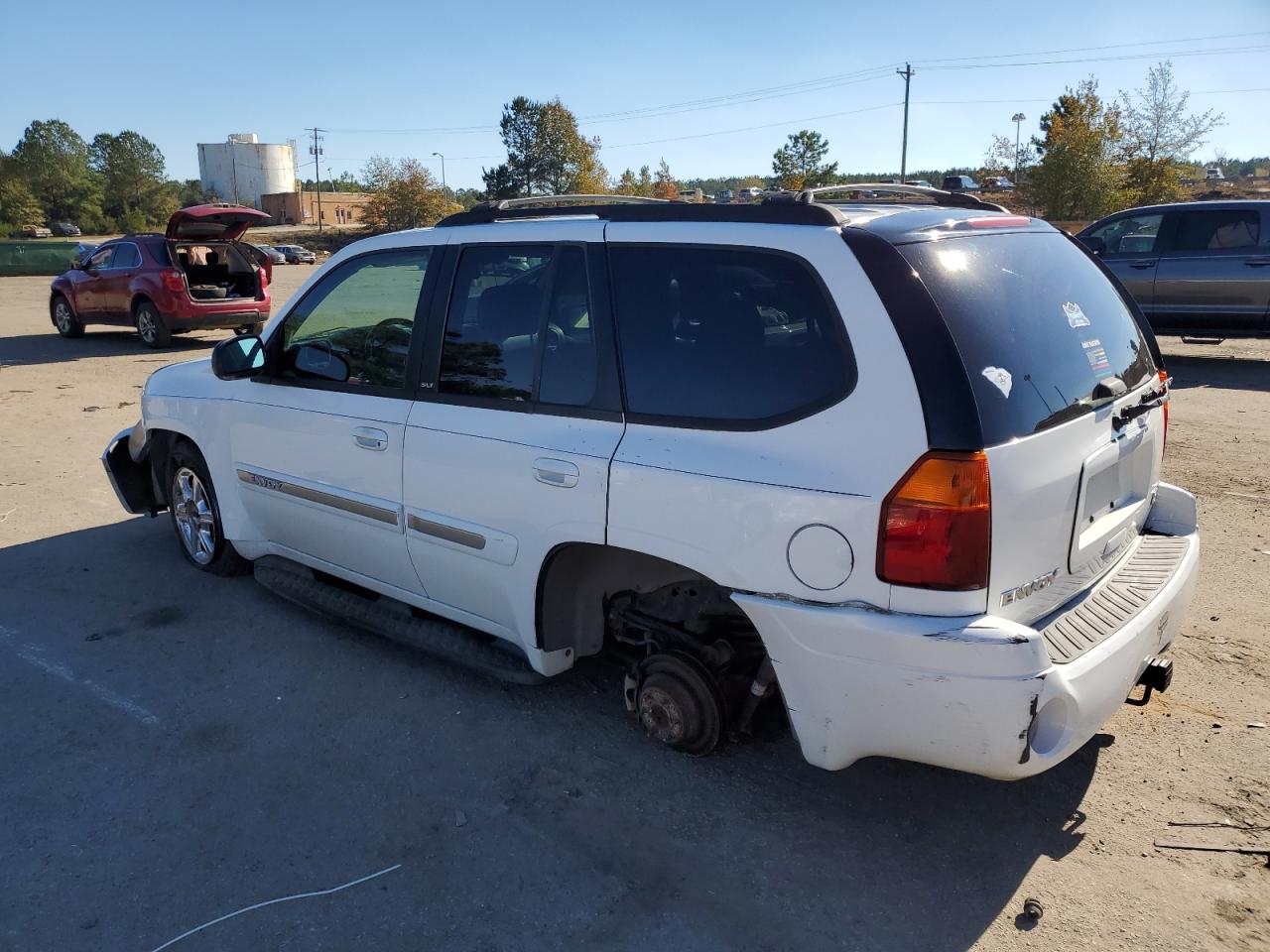 2004 GMC Envoy - Image 2