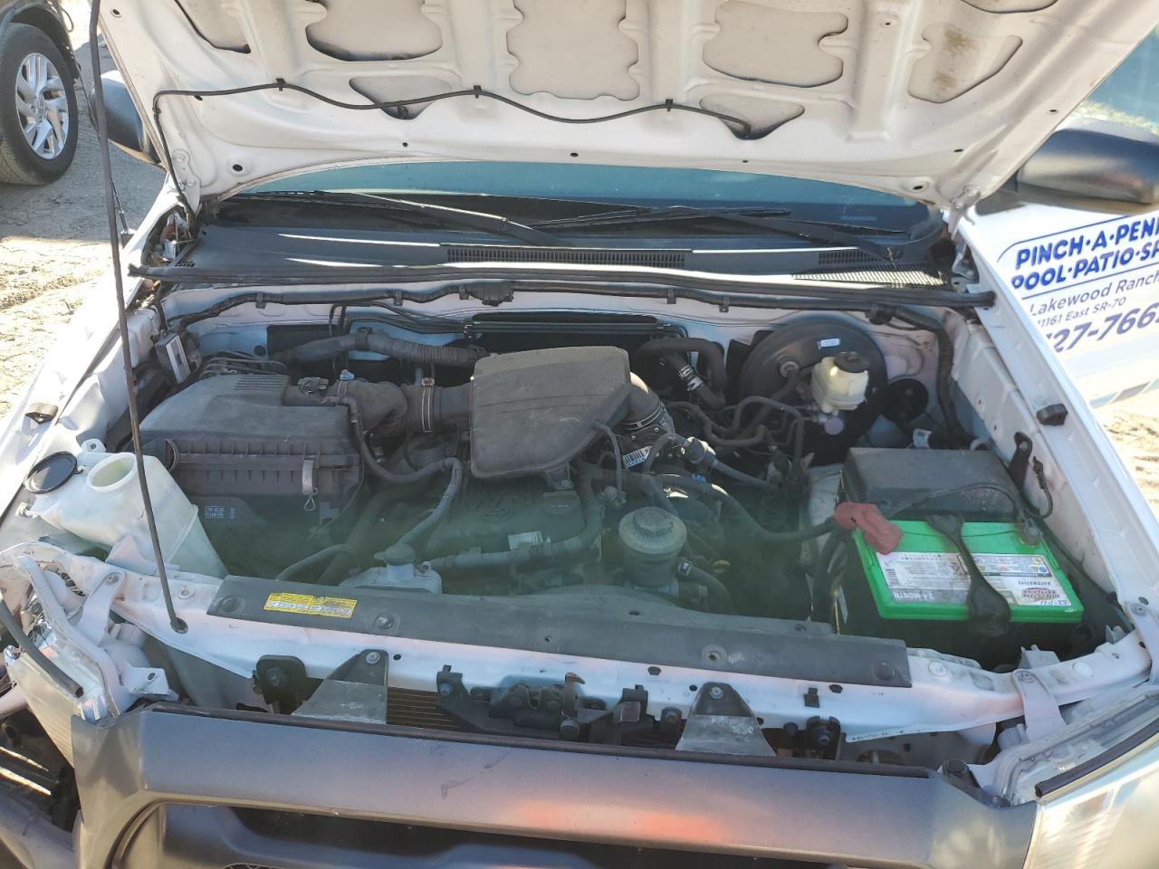 2015 Toyota Tacoma - Image 12