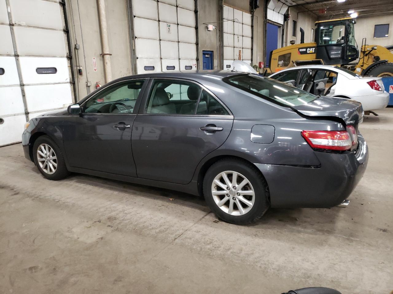 2010 Toyota Camry - Image 2