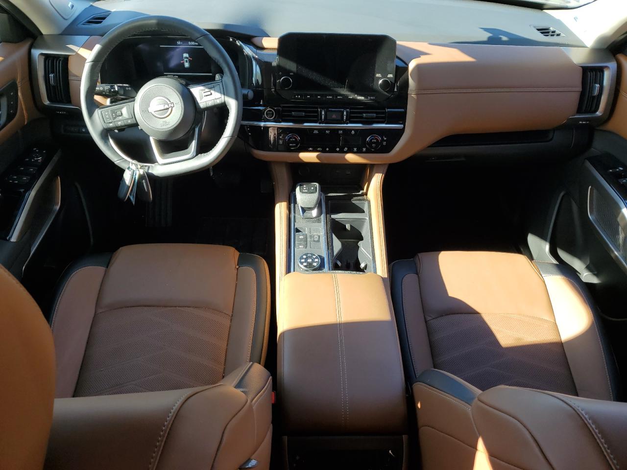 2024 Nissan Pathfinder - Image 8