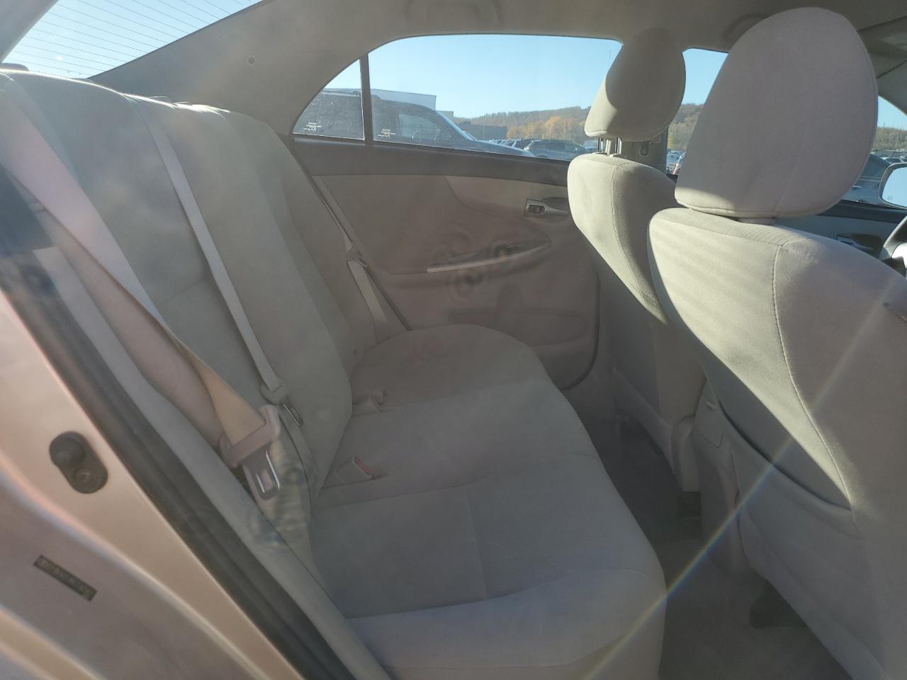 2011 Toyota Corolla Base VIN: 2T1BU4EE9BC738347 Lot: 81559934