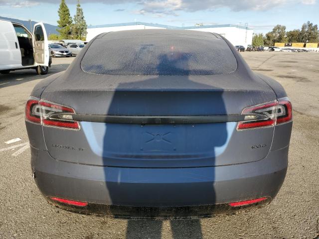  TESLA MODEL S 2018 Сріблястий