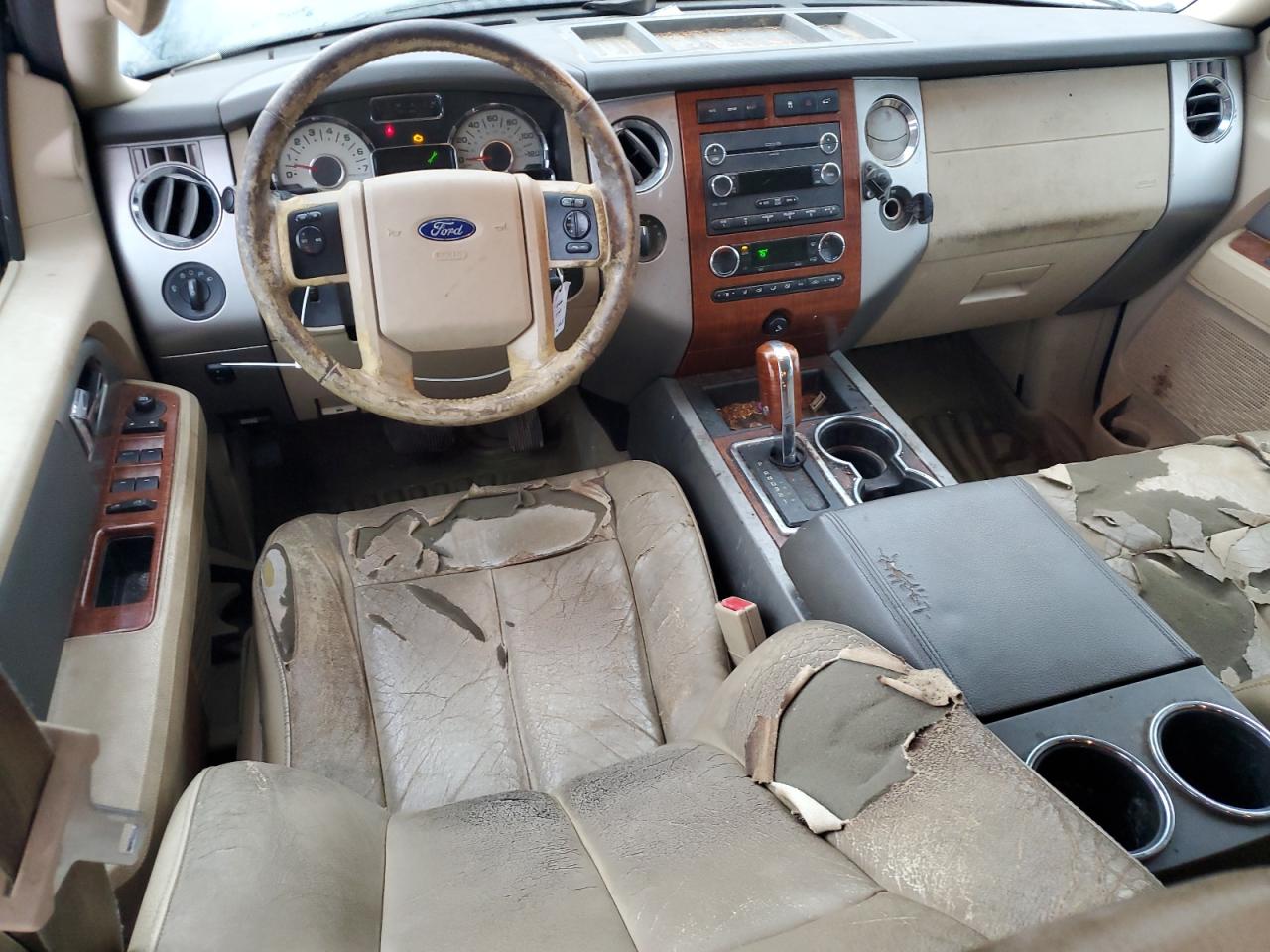 2010 Ford Expedition - Image 8