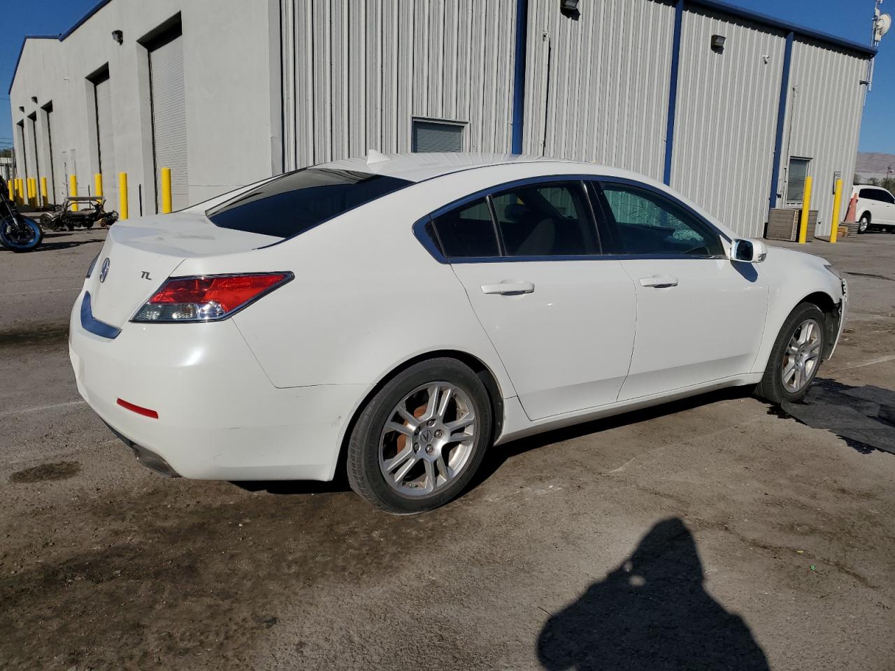 VIN 19UUA8F26DA013360 2013 ACURA TL no.3