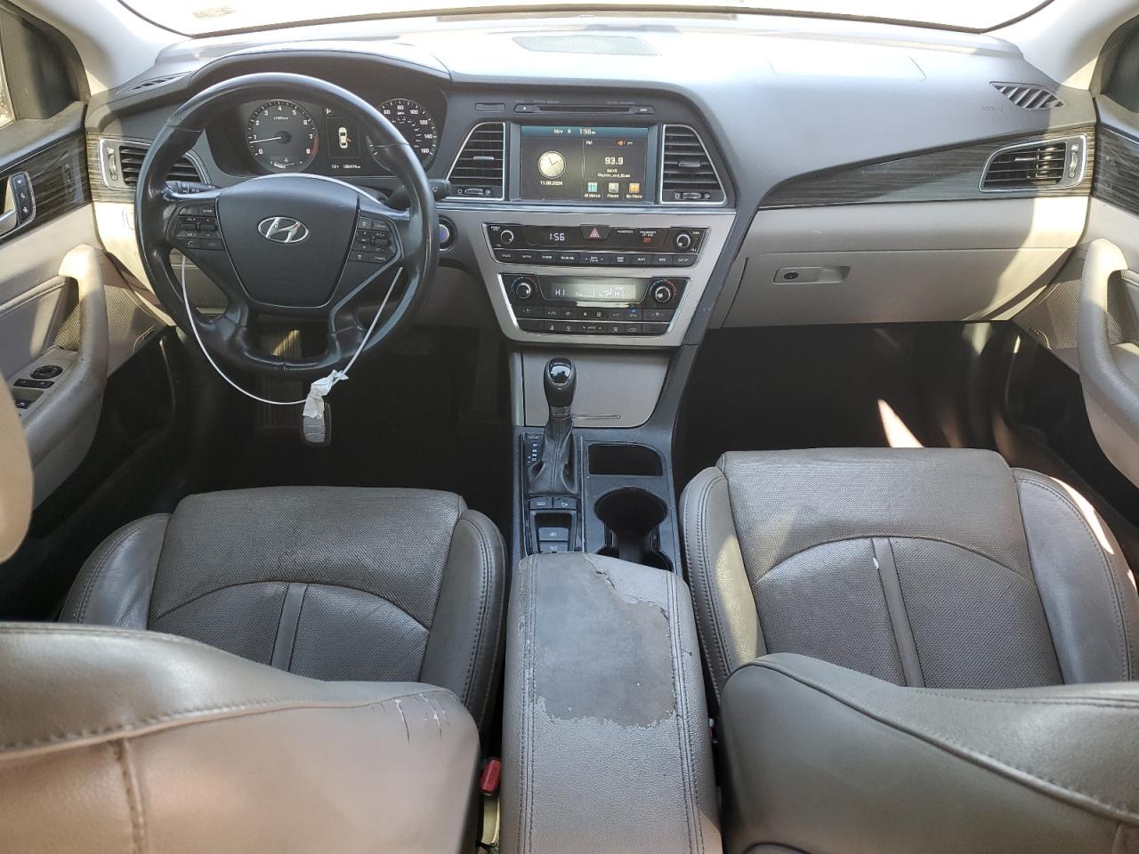 2016 Hyundai Sonata - Image 8