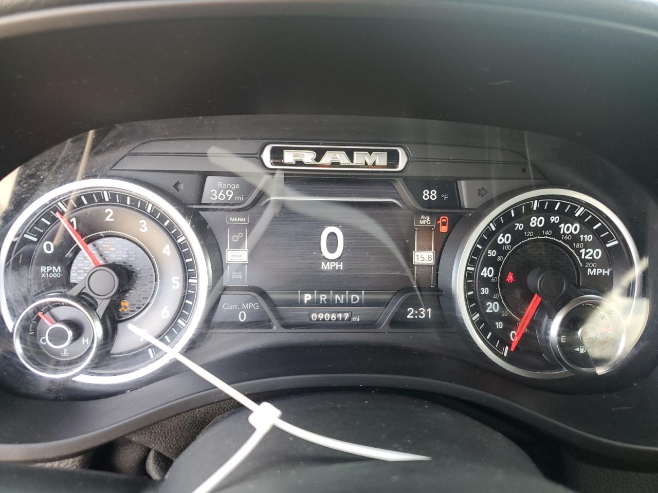 2019 RAM 1500 - Image 9