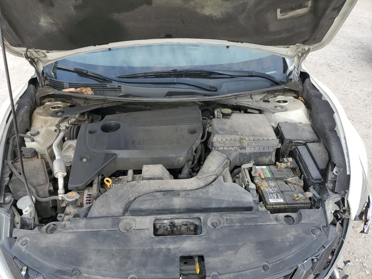 2016 Nissan Altima - Image 11
