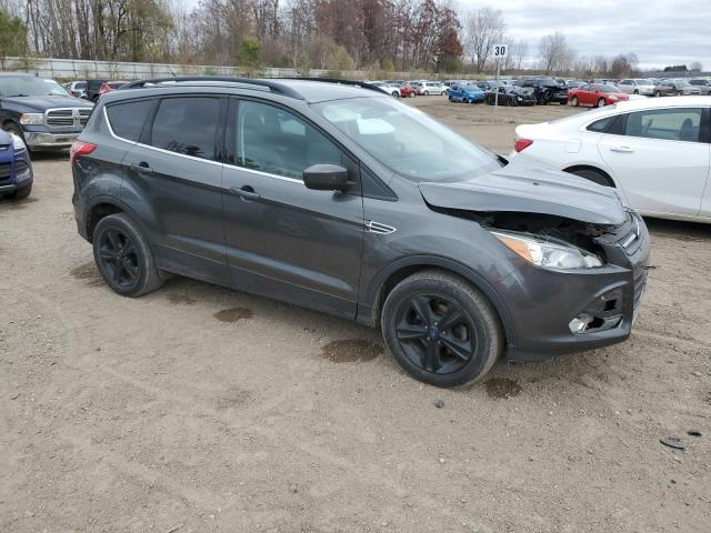 Паркетники FORD ESCAPE 2016 Сірий