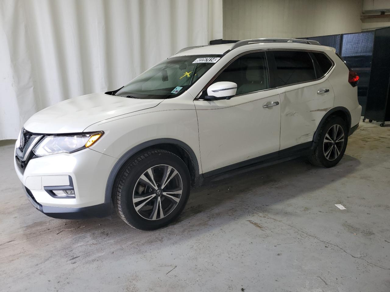 2019 Nissan Rogue - Image 1