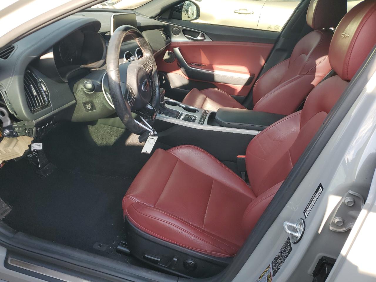 2020 Kia Stinger - Image 7