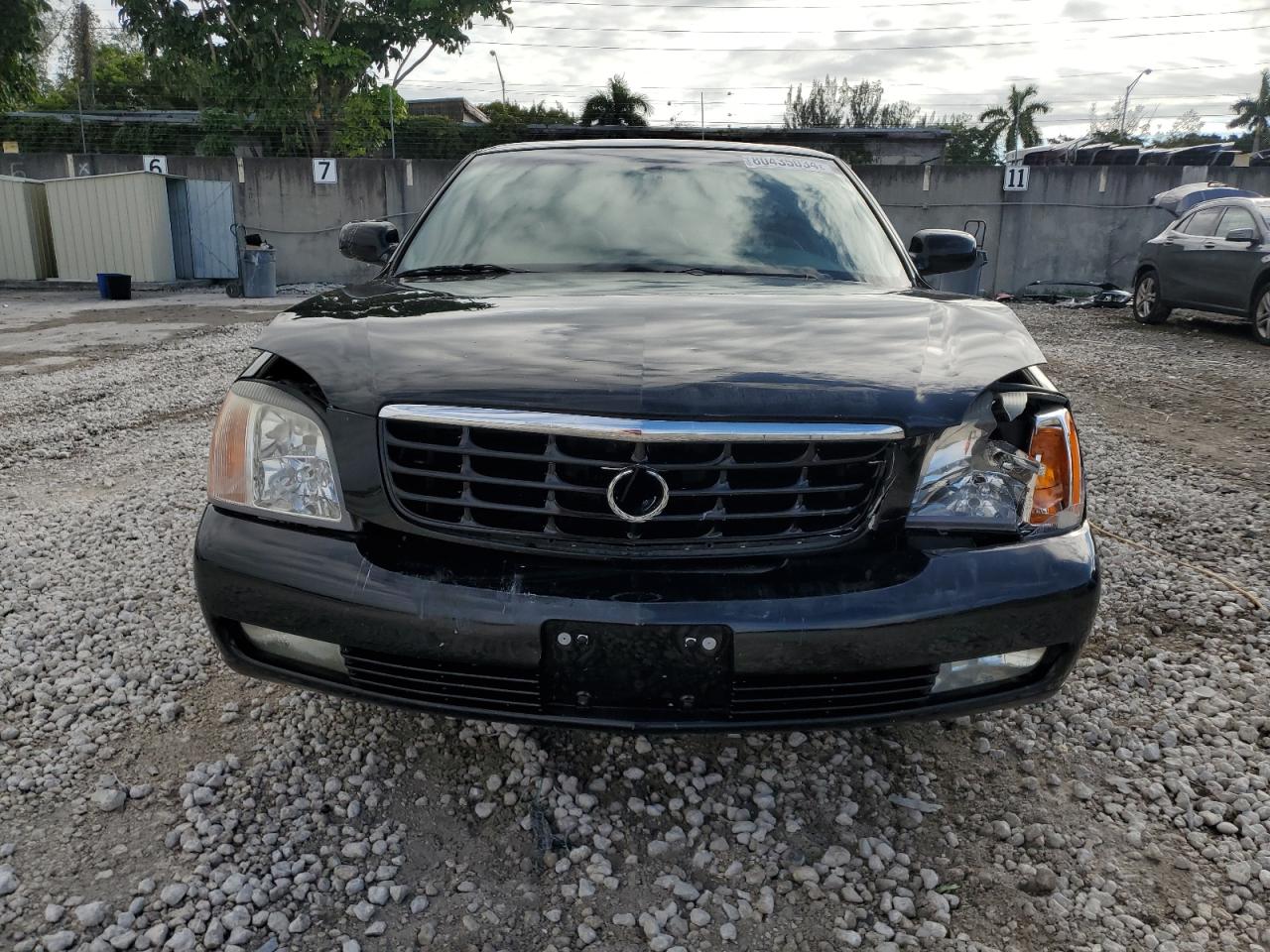 2002 Cadillac De Ville - Image 5
