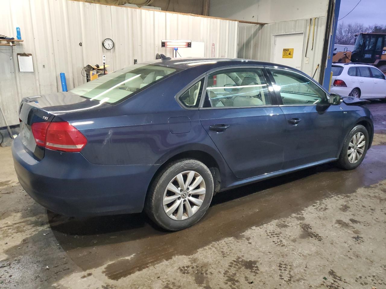 VIN 1VWAT7A33EC096707 2014 VOLKSWAGEN PASSAT no.3