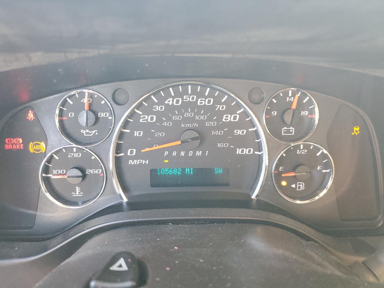 2018 Chevrolet Express - Image 9