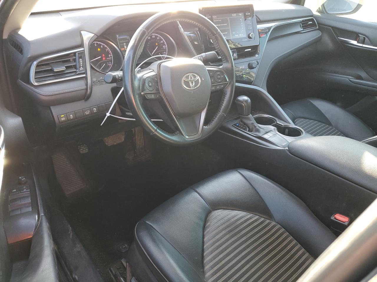 2022 Toyota Camry - Image 8