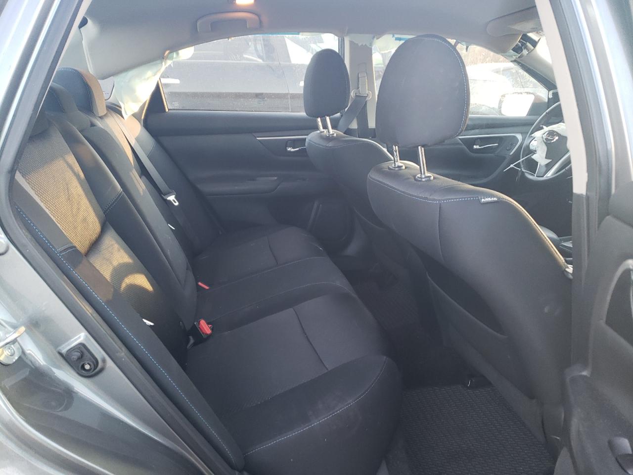 2018 Nissan Altima - Image 10