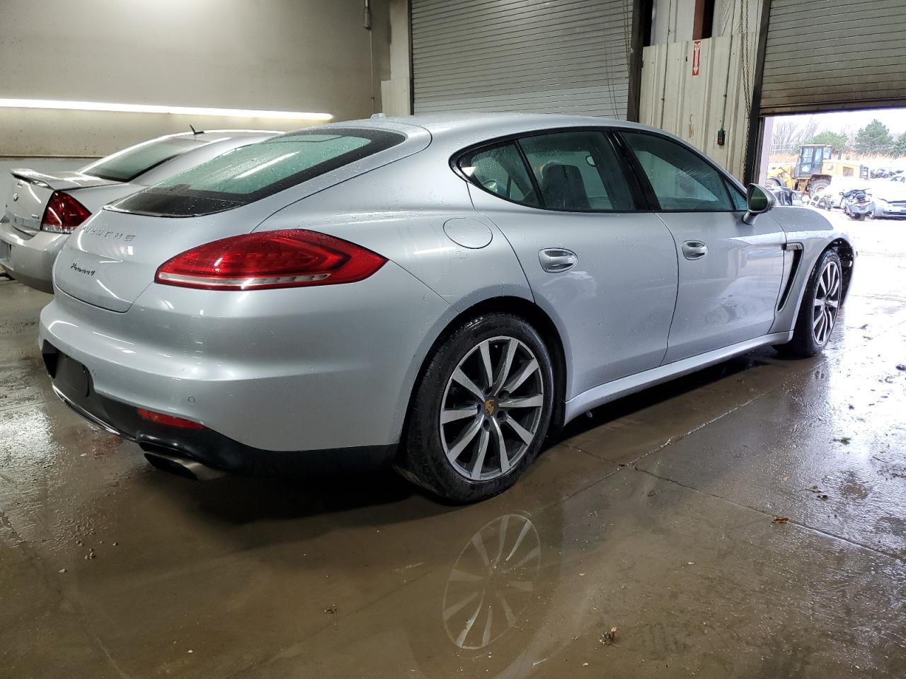 VIN WP0AA2A72EL015405 2014 PORSCHE PANAMERA no.3