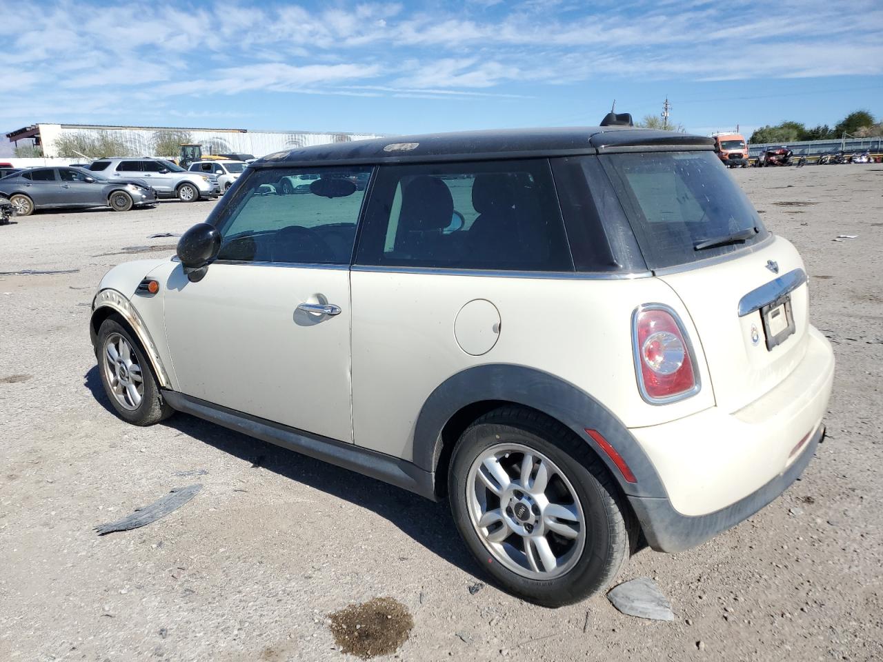 2013 Mini Cooper VIN: WMWSU3C5XDT370492 Lot: 81847644