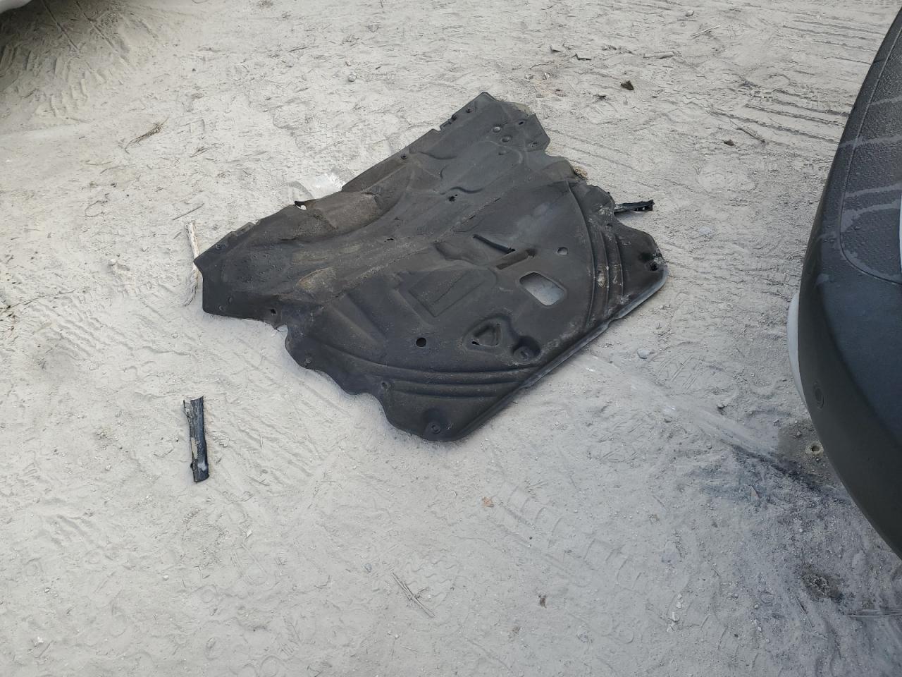 2020 Ford Escape - Image 13