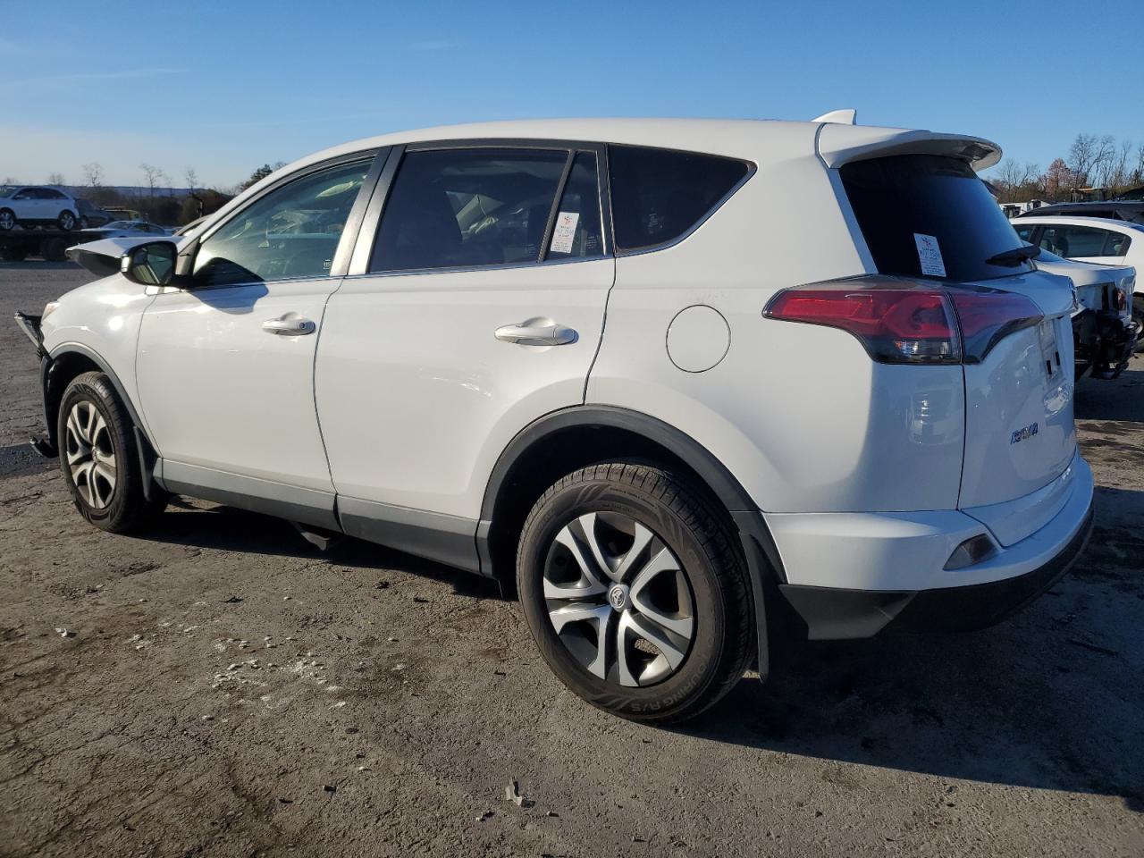 2018 Toyota RAV 4 - Image 2