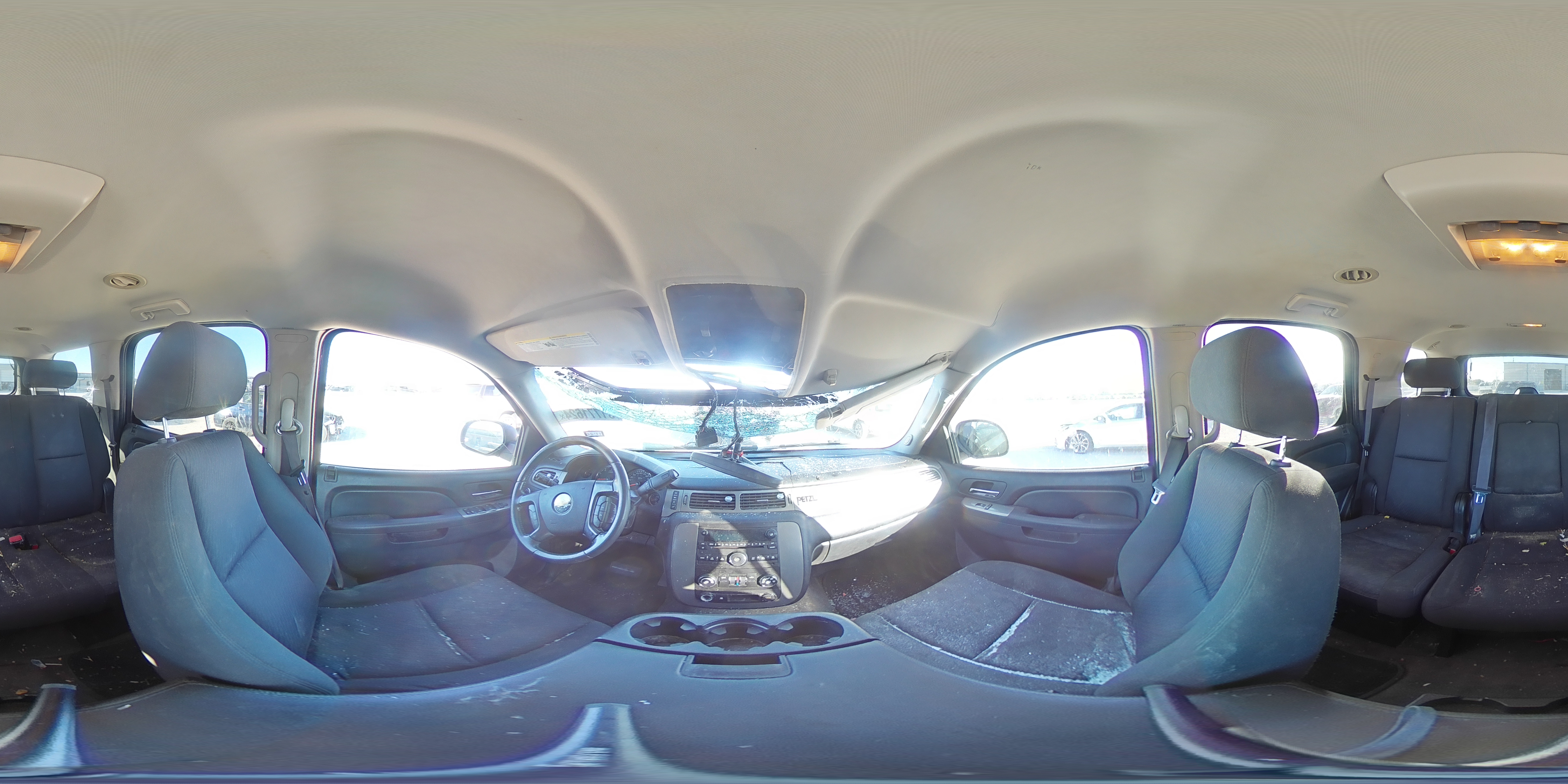2010 Chevrolet Tahoe - Image 13