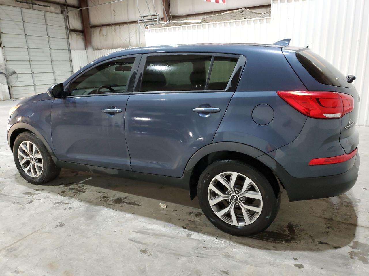 VIN KNDPB3AC0F7690612 2015 KIA SPORTAGE no.2