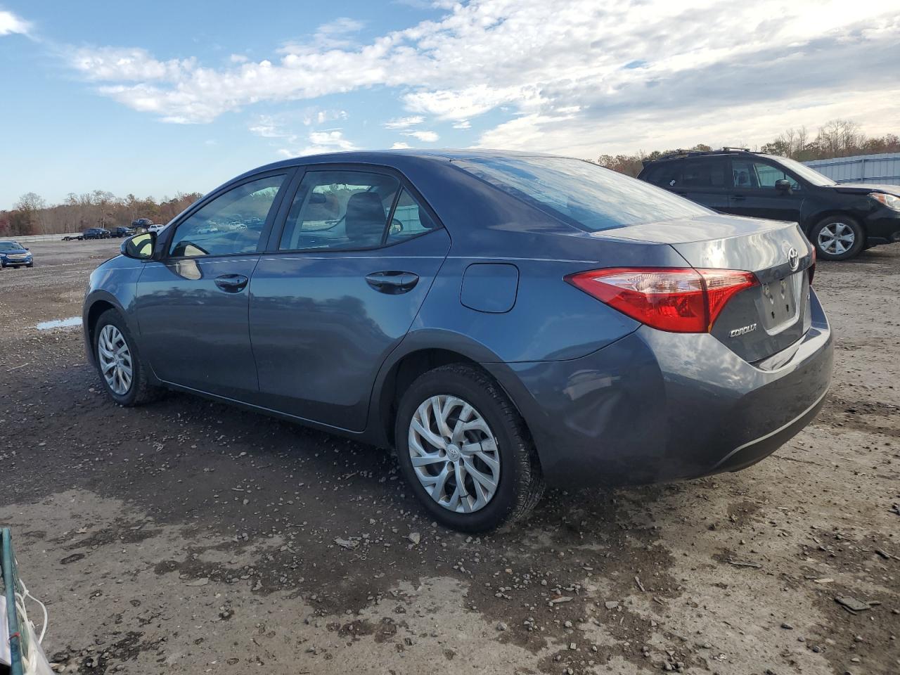 2017 Toyota Corolla - Image 2