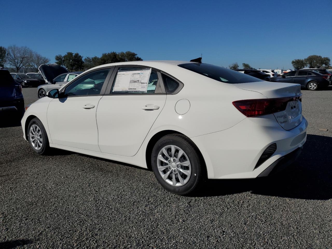 2024 Kia Forte - Image 2
