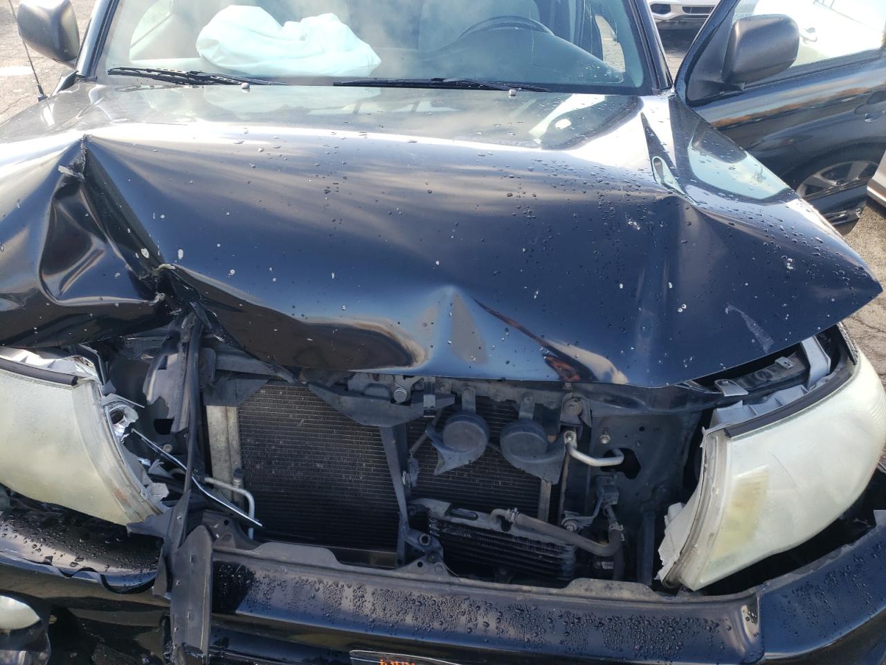 2011 Toyota Tacoma - Image 11