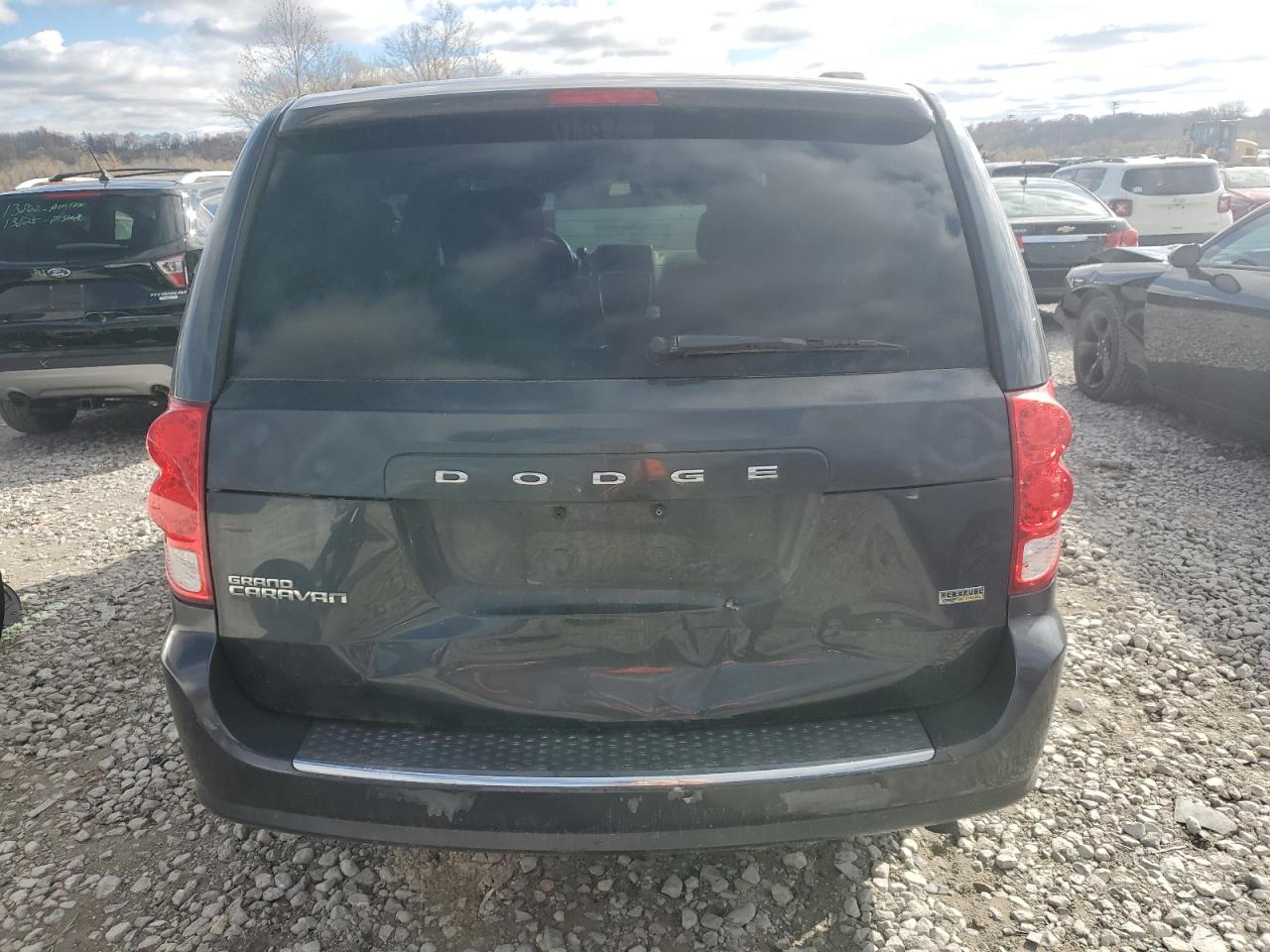 2013 Dodge Caravan - Image 6