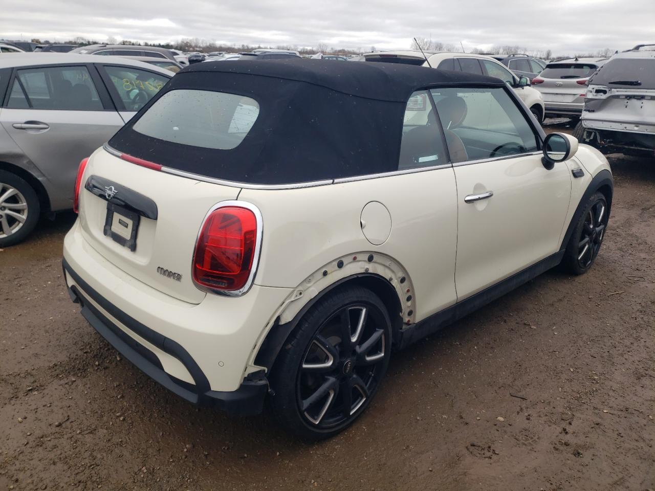 2022 MINI Cooper - Image 3